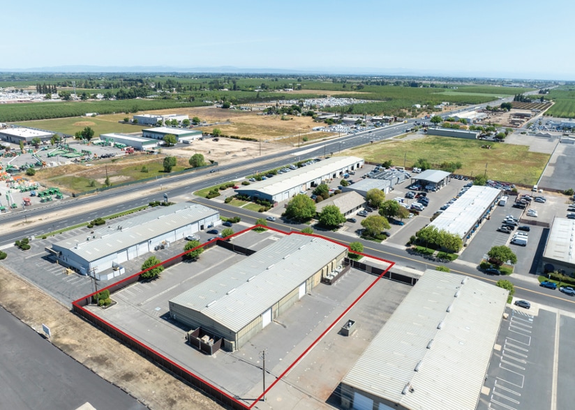 More Photos Of 4847 Stratos Way, Modesto Warehouse For Lease