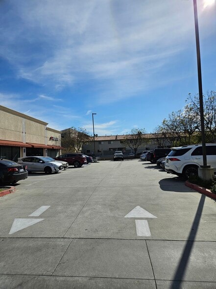More Photos Of 20305 Anza Ave, Torrance Freestanding For Lease