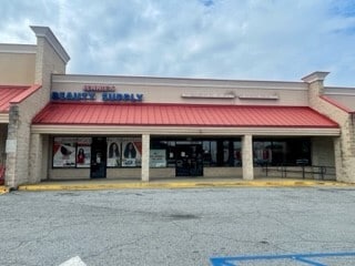 More Photos Of S Lincoln @ S. Lincoln & Victory Dr., Columbus General Retail For Lease