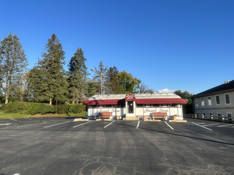 Primary Photo Of 189 E Lancaster Ave, Malvern Restaurant For Lease