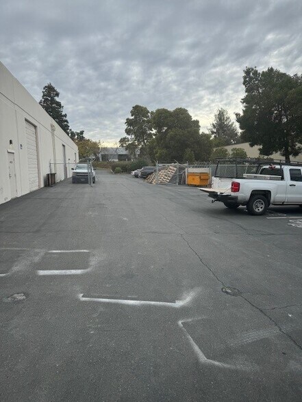 More Photos Of 4060 Pike Ln, Concord Manufacturing For Lease