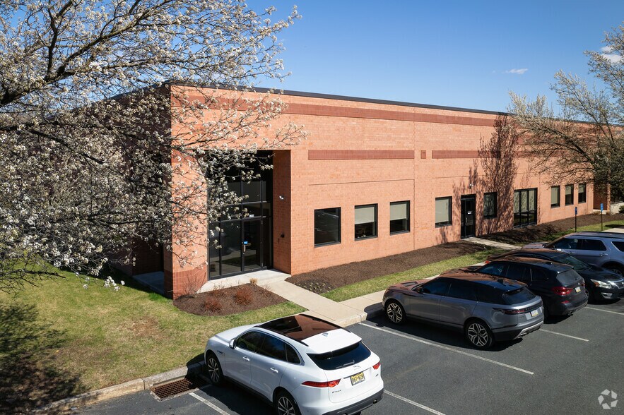 More Photos Of 12 Creek Pky, Boothwyn Industrial For Lease