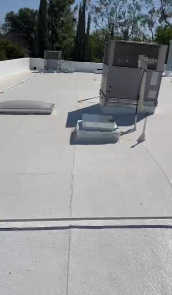 More Photos Of 6943 Eton Ave, Canoga Park Manufacturing For Lease