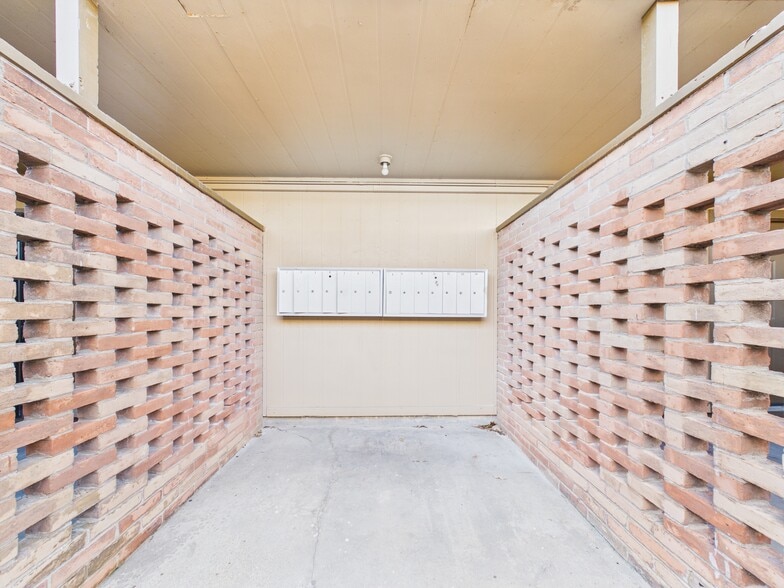 More Photos Of 1349 Jefferson Dr, Port Arthur Apartments For Sale