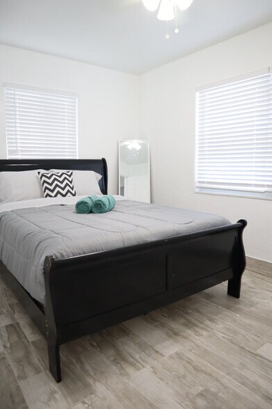 More Photos Of 101-107 Tacoma Ln, West Palm Beach Apartments For Lease