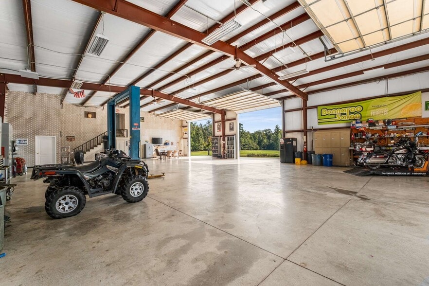 More Photos Of 456 Lakewood Park Rd, Beechgrove General Retail For Sale