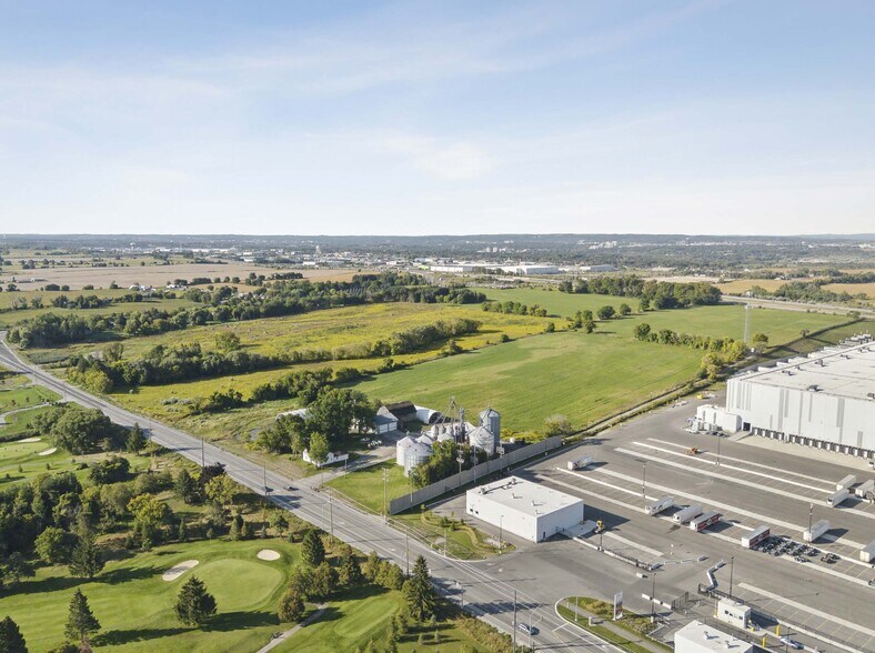 More Photos Of 18442 Woodbine Av, Sharon Land For Sale