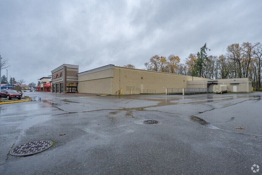 More Photos Of 5401-5409 100th St SW, Tacoma General Retail For Lease