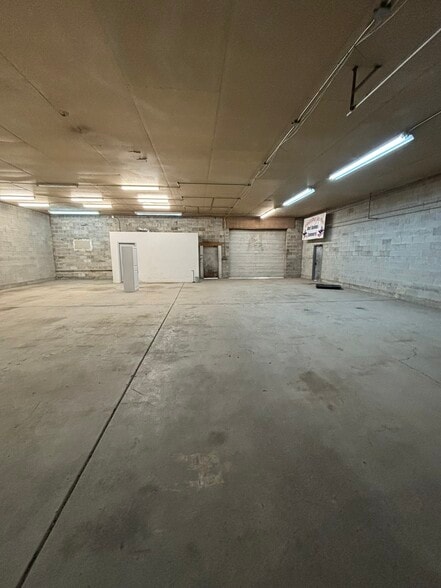 More Photos Of 270 E Day St, Pocatello Warehouse For Lease