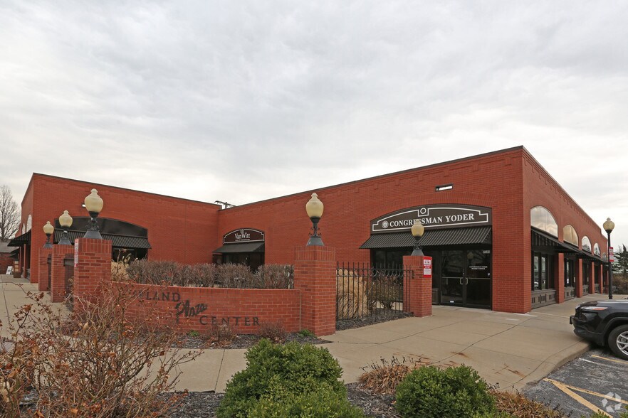 More Photos Of 7311-7331 W 79th St, Overland Park Unknown For Lease