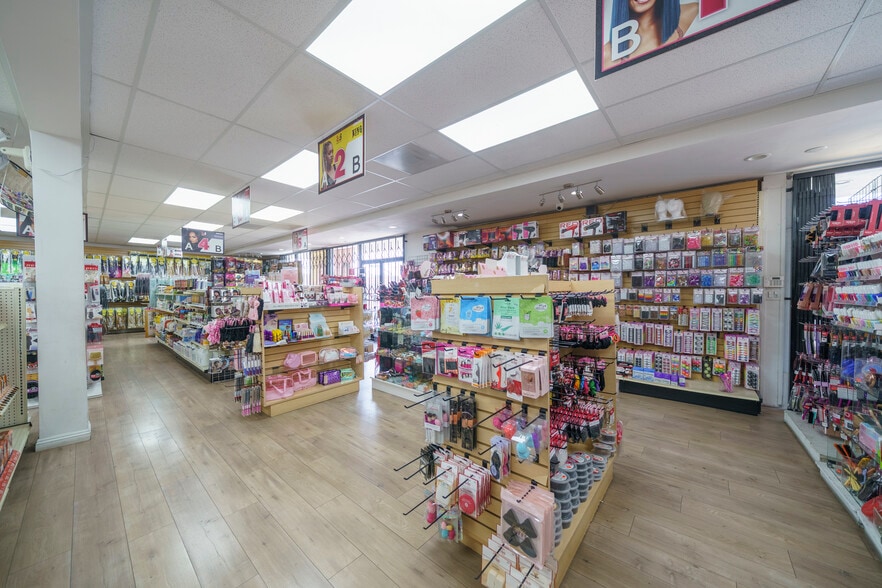 More Photos Of 801 E Artesia Blvd, Long Beach Storefront Retail Office For Sale
