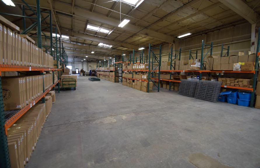 More Photos Of 20495 Murray Rd, Bend Warehouse For Lease