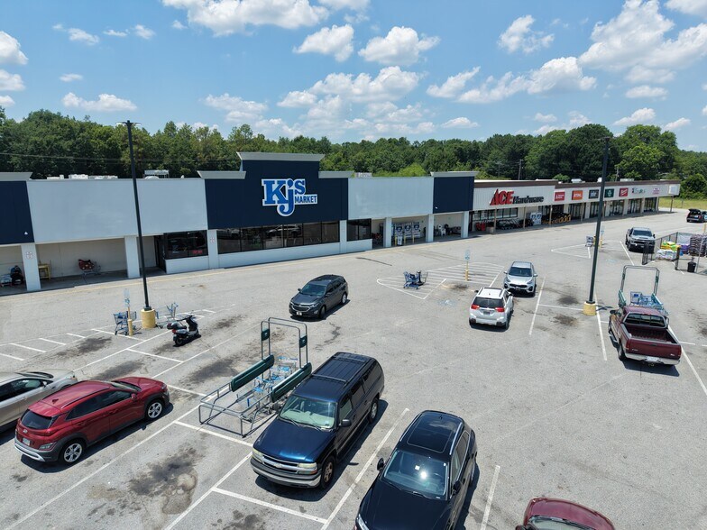 More Photos Of 601 N Main St, New Ellenton Unknown For Lease