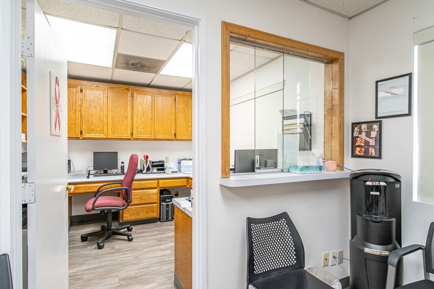 More Photos Of 315 E Route 66, Glendora Healthcare For Lease