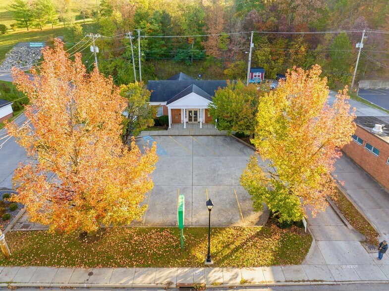 More Photos Of 368 Richland Ave, Athens General Retail For Sale