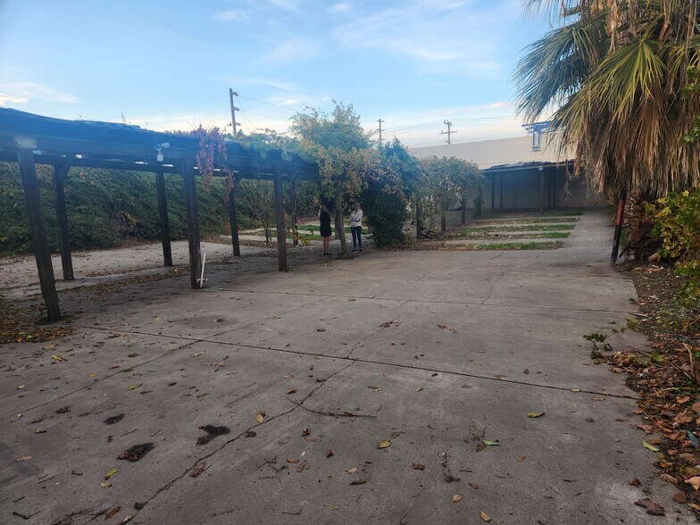 More Photos Of 7145 Watt Ave, North Highlands Land For Lease