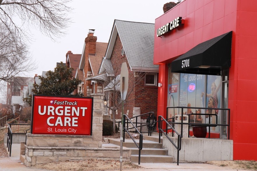 Primary Photo Of 5701 Chippewa St, Saint Louis Medical For Sale