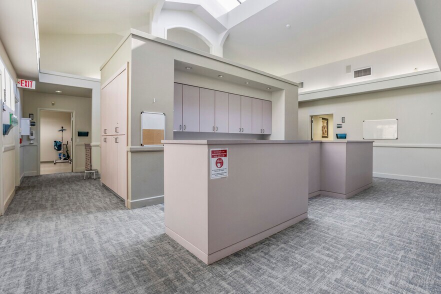 More Photos Of 911 S Washington St, Kennewick Medical For Lease