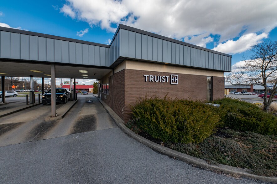 More Photos Of 2669 White Hall Blvd, Fairmont Bank For Sale