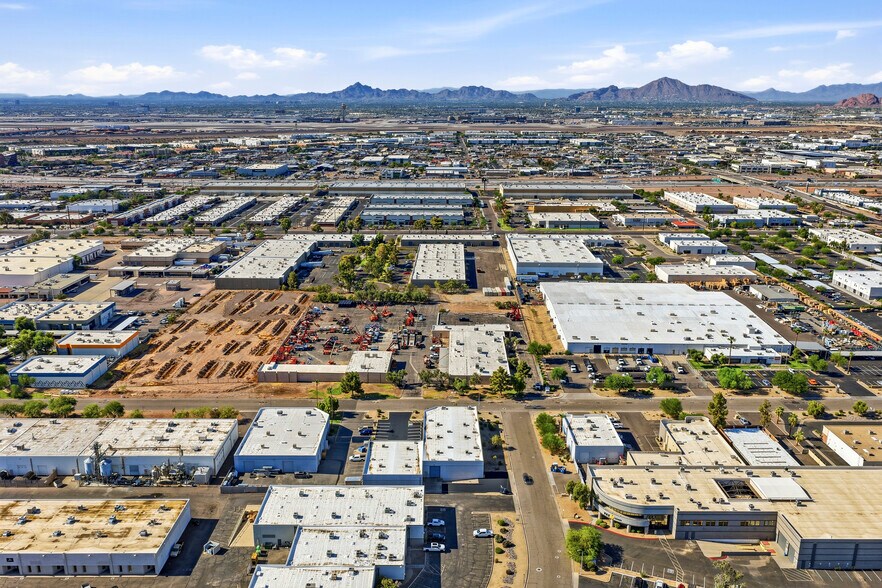 More Photos Of 3745 E Wier Ave, Phoenix Warehouse For Lease
