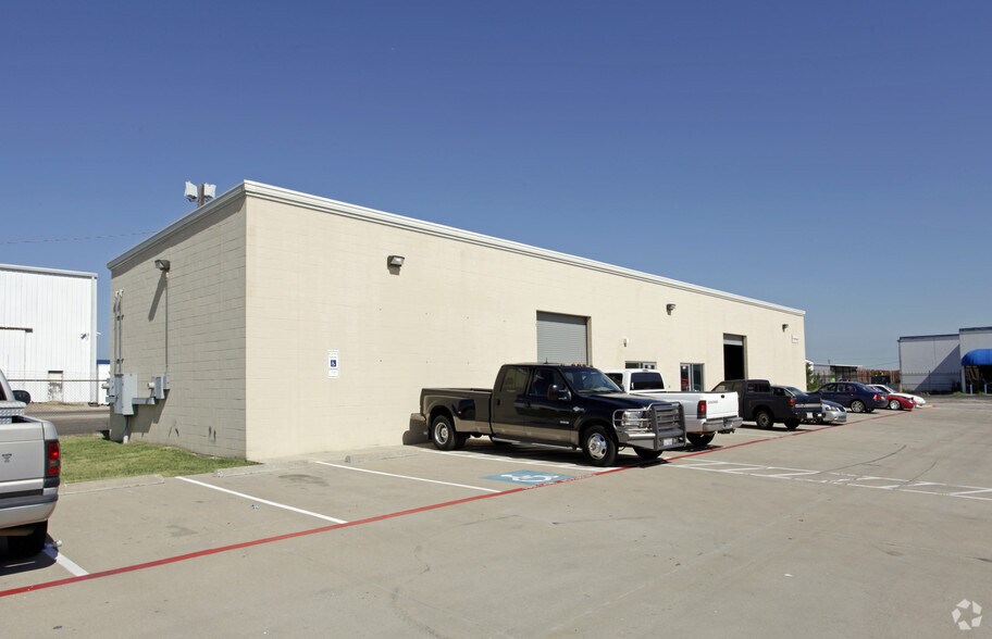 More Photos Of 1200 S Blue Mound Rd, Saginaw Unknown For Sale