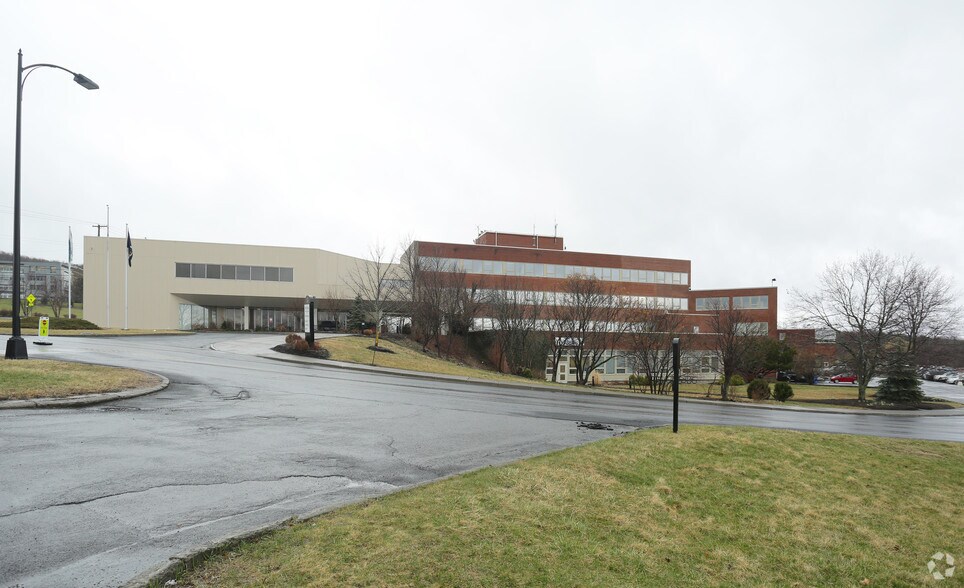 More Photos Of 950 Danby Rd, Ithaca Light Manufacturing For Lease