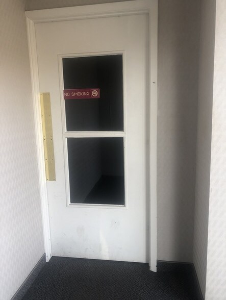 More Photos Of 31040-31046 Utica Rd, Fraser Office Residential For Lease