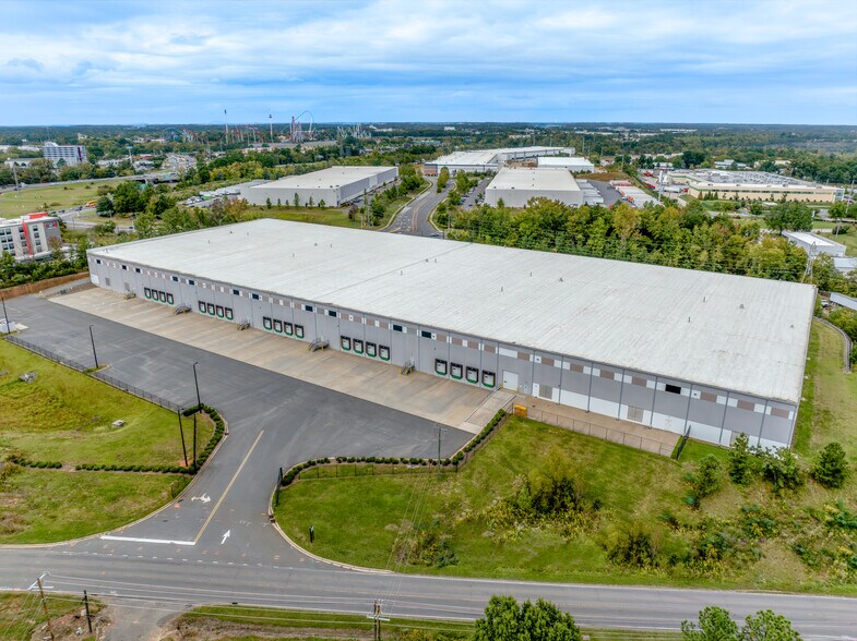 More Photos Of 194 Springhill Farm Rd, Fort Mill Warehouse For Lease