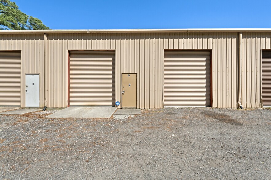 Primary Photo Of 30 Windsor Road, Savannah Industrial For Lease