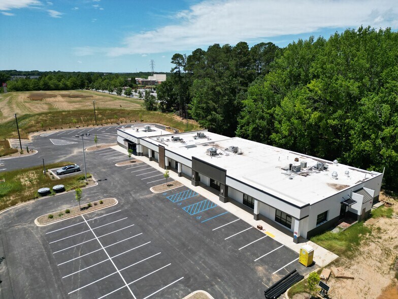 More Photos Of 2600 E Main St, Spartanburg Restaurant For Lease