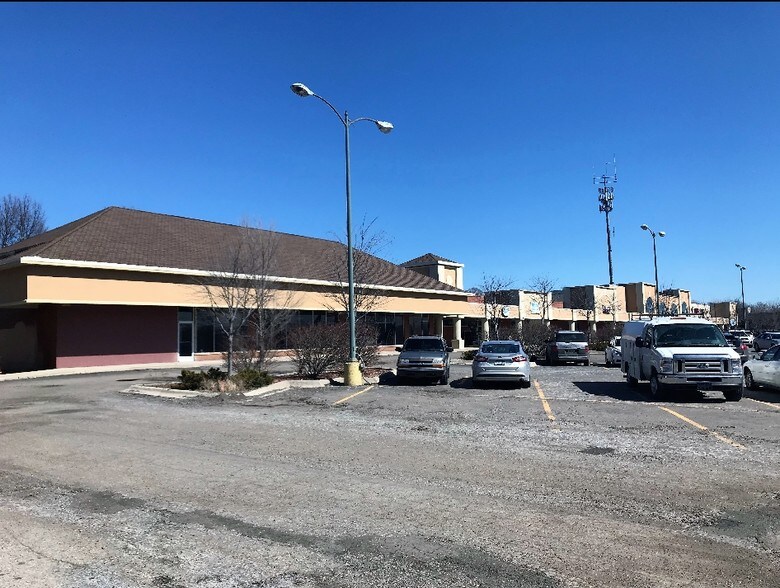 More Photos Of 7100-7150 Cooley Lake Rd, Waterford General Retail For Sale