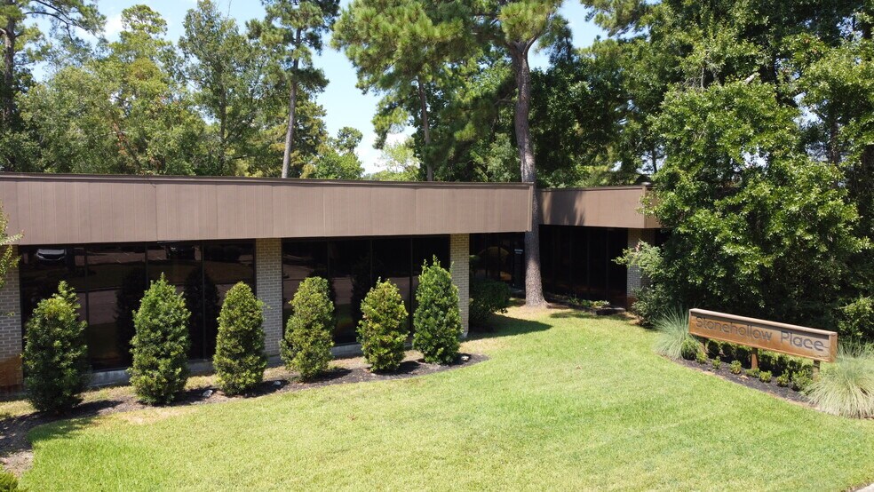 More Photos Of 1420 Stonehollow Dr, Humble Office For Sale