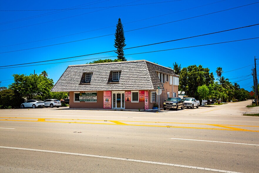 More Photos Of 2901 Overseas Hwy, Marathon Office Residential For Sale