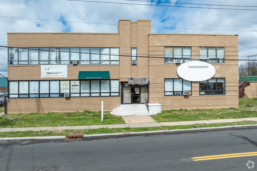 More Photos Of 745 Joyce Kilmer Ave, New Brunswick Warehouse For Lease