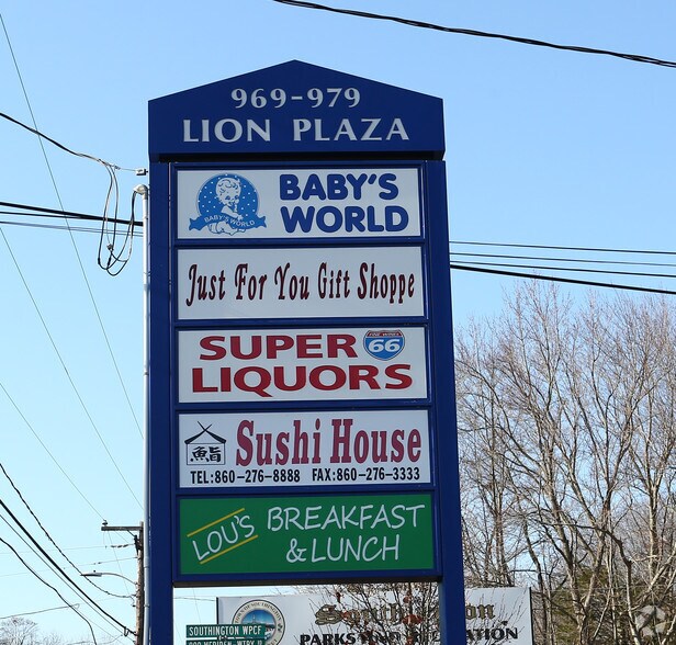 More Photos Of 969-979 Meriden Waterbury Tpke, Plantsville Freestanding For Lease