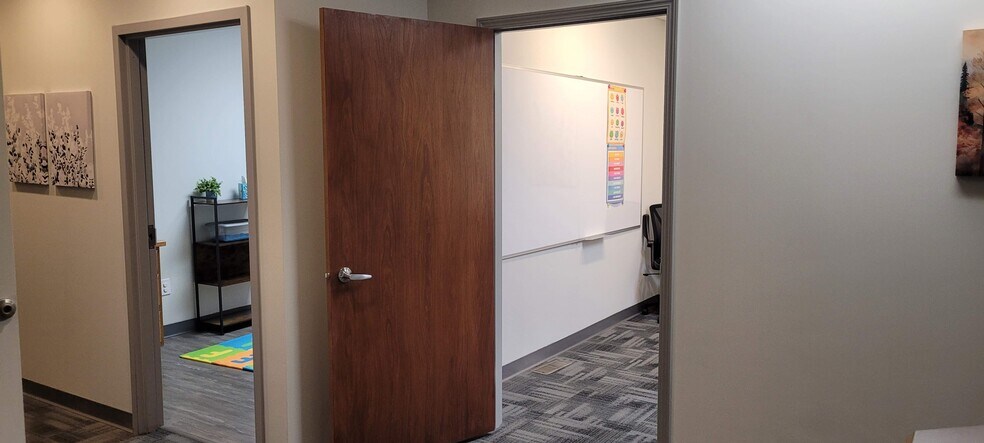 More Photos Of 5797 Beechcroft Rd, Columbus Medical For Lease