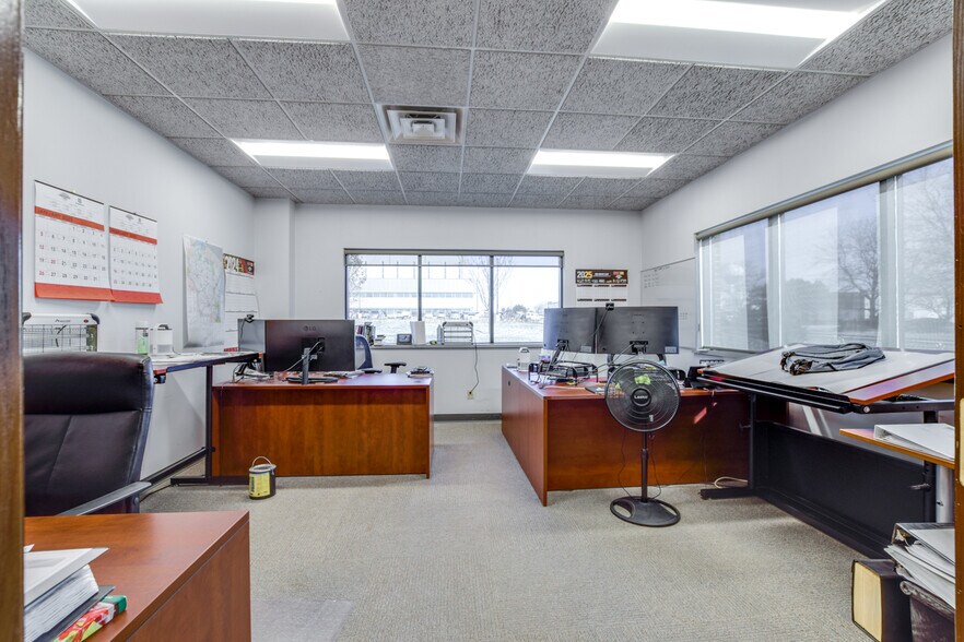 More Photos Of 220 Raemisch Rd, Waunakee Warehouse For Sale