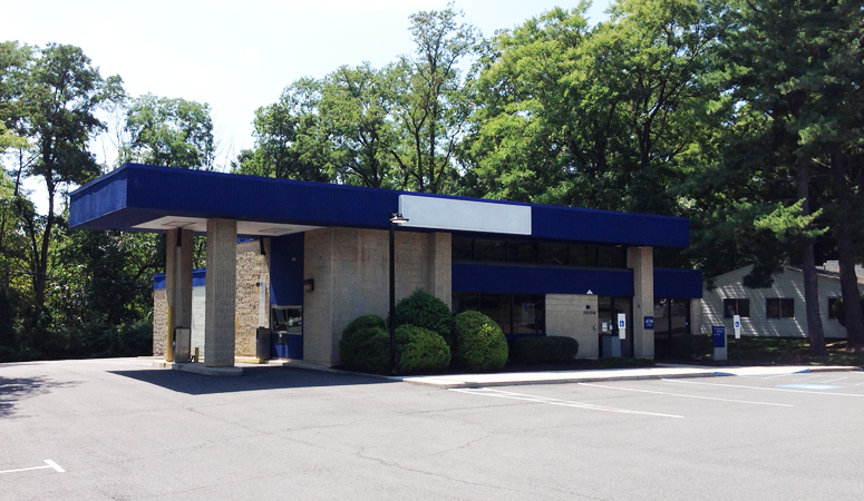 Primary Photo Of 3534 Route 27, Kendall Park Bank For Lease