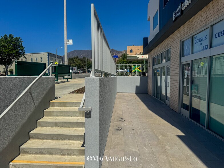 More Photos Of 2000 Lake Ave, Altadena Apartments For Lease