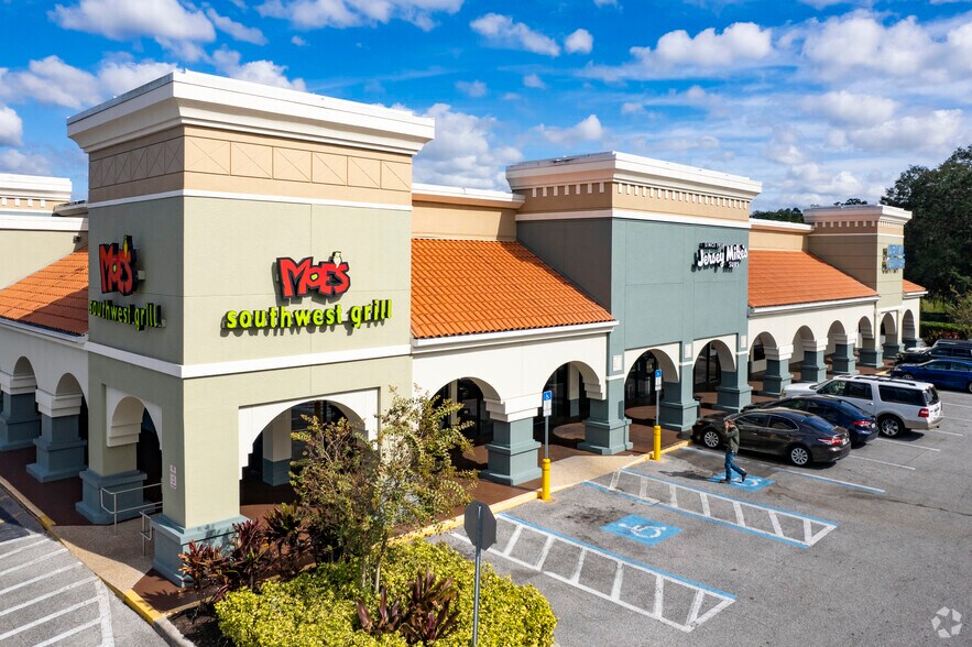 2202 James L Redman Pky, Plant City, FL 33563 Retail For Lease