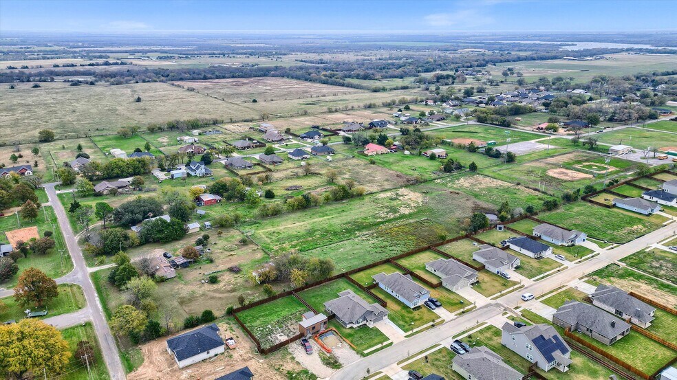 More Photos Of 305 Swaha Dr, Tioga Land For Sale