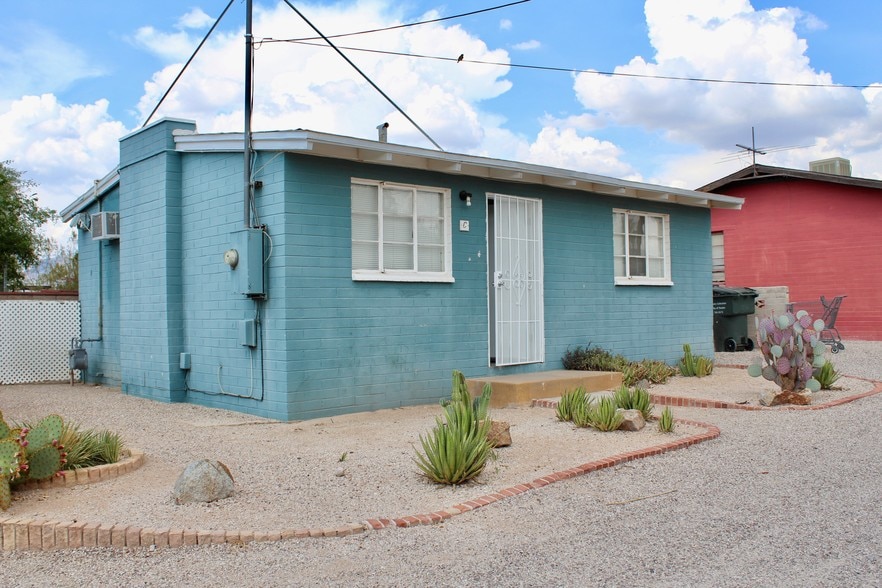 More Photos Of 2528 N Fontana Ave, Tucson Apartments For Sale