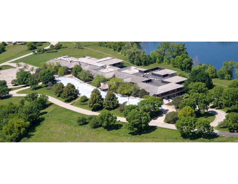 More Photos Of 3890 Salem Lake Dr, Long Grove Office For Sale