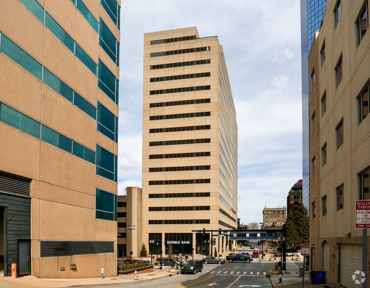 More Photos Of 333 W Vine St, Lexington Office For Lease