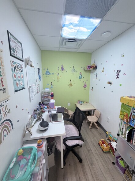 More Photos Of 16800 NW 2nd Ave, Miami Medical For Lease