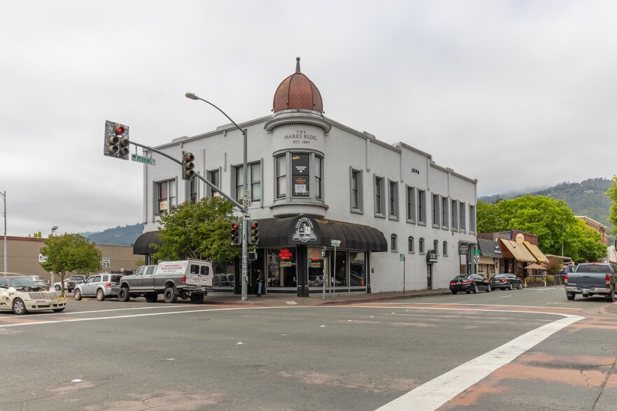 More Photos Of 102 S State St, Ukiah Storefront Retail Office For Sale