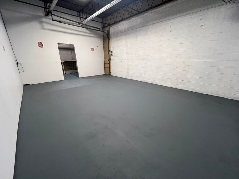 More Photos Of 67 W Main St, Merrimac Warehouse For Lease