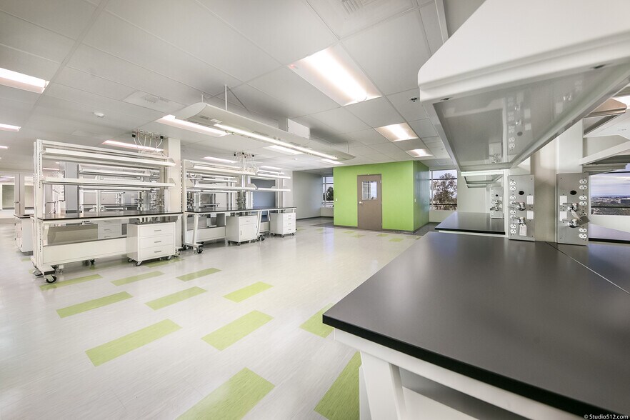 More Photos Of 3545-3575 John Hopkins Ct, San Diego Research And Development For Lease