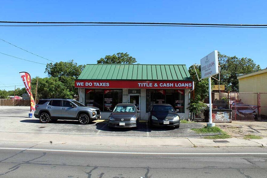 More Photos Of 3815 W Commerce St, San Antonio Coworking Space