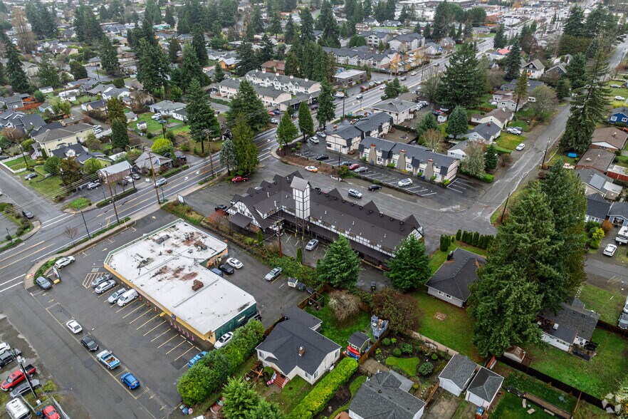More Photos Of 7902 27th St W, University Place Apartments For Sale